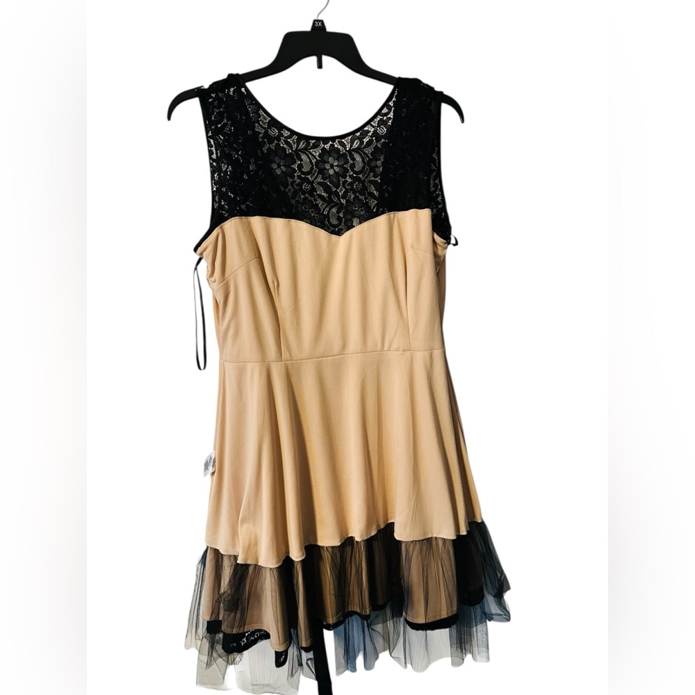 Betsy & Adam Black Lace Dress – Size 18 (Made in USA) - Picture 3 of 6